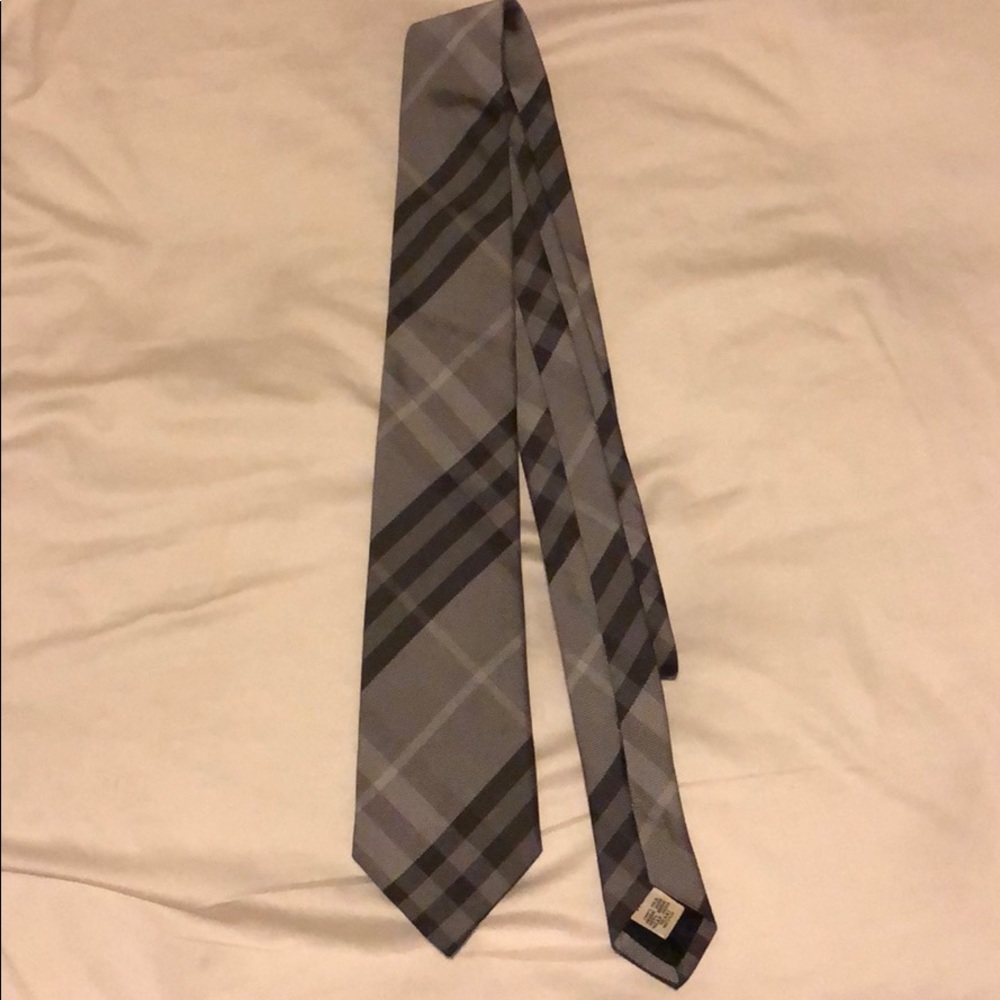 Burberry tie